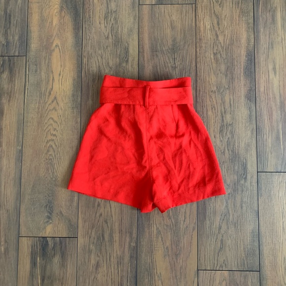 Wilfred Paperbag Shorts - Picture 3 of 3